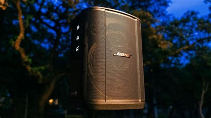 Which speaker is best for outdoor?