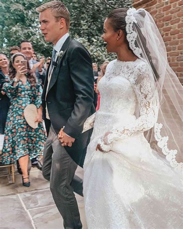 Who is Candice Olson married to?