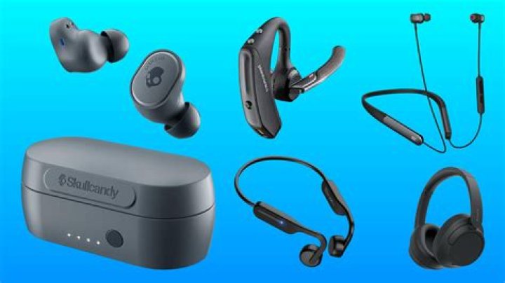 Why are my Bluetooth headphones only playing in one ear?