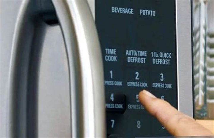 Why are the touch pads on my microwave not working?