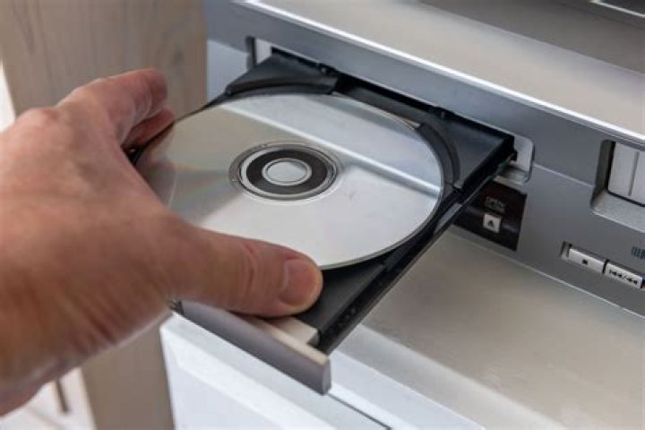 Why does a DVD disc stopped working?