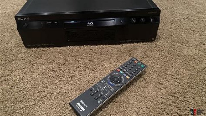 Why does my Blu ray Player not play some discs?