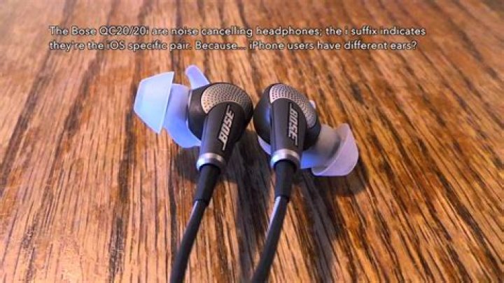 Why does my Bose QC20i make hissing noise when not plugged in?