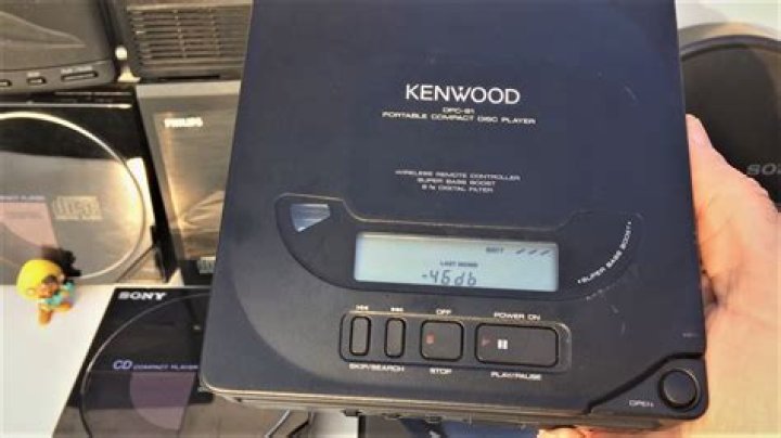 Why does my Kenwood CD player not play music?