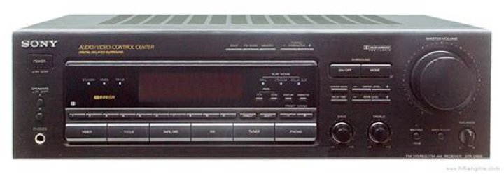 Why does my Sony STR D665 say protect?