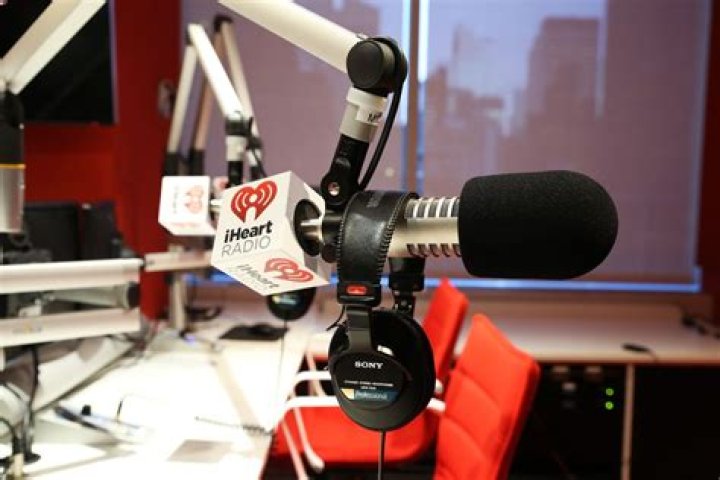 Why does online radio stop playing?