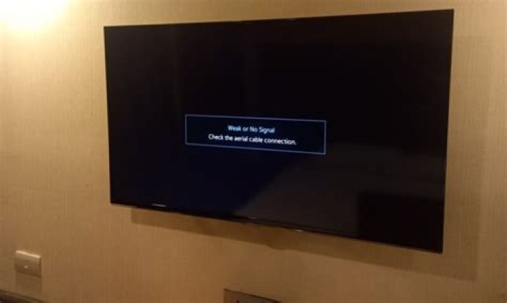 Why is my cable showing no signal?