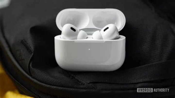 Why is the white light on my AirPods not flashing?