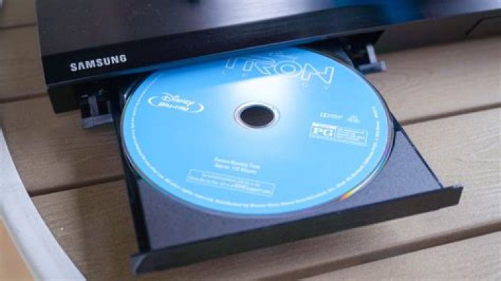Why would a Blu-ray disc stopped working?